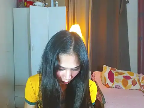 kittygurl124 online show from 03/31/26, 09:59