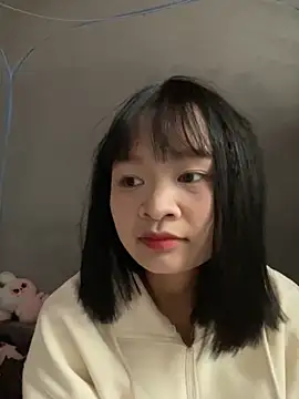 Snapshot of Daisy018 chatting on 10/16/25, 02:34 Daisy018 online show from 10/16/25, 02:34