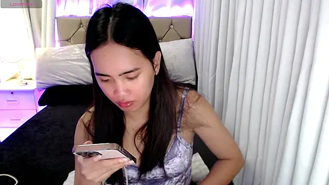 fuckdoll amber online show from 03/13/26, 01:23