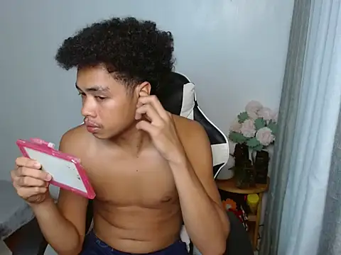 Snapshot of curlyasian_njxx chatting on 04/06/26, 05:36 curlyasian njxx online show from 04/06/26, 05:36