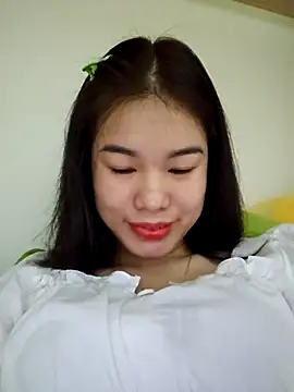 Baby-ladytits2025 online show from 10/28/25, 03:43