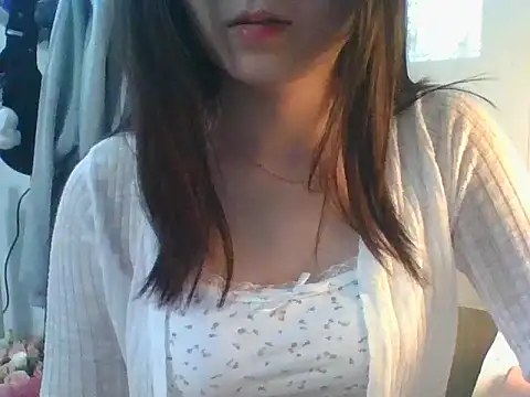 Snapshot of Linzly chatting on 11/23/25, 02:44 Linzly online show from 11/23/25, 02:44