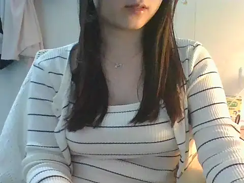 Snapshot of Linzly chatting on 02/24/26, 01:58 Linzly online show from 02/24/26, 01:58