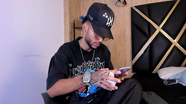 Thiagoferreti online show from 03/12/26, 03:45