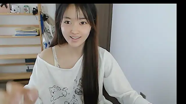 Mimi-cnbaby online show from 04/17/26, 05:21