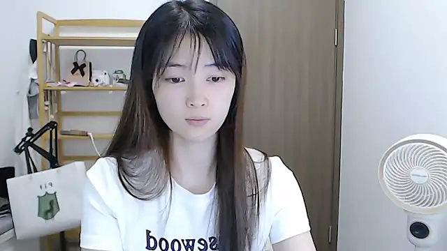Mimi-cnbaby online show from 05/16/26, 01:21