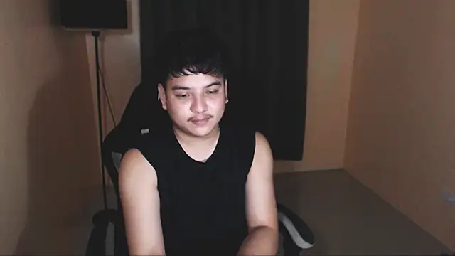 Snapshot of Prince_Killian chatting on 10/18/25, 08:31 Prince Killian online show from 10/18/25, 08:31