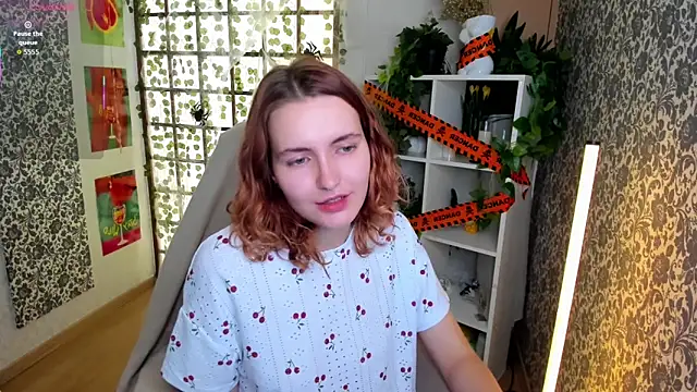 Elis Cherry online show from 11/13/25, 02:21