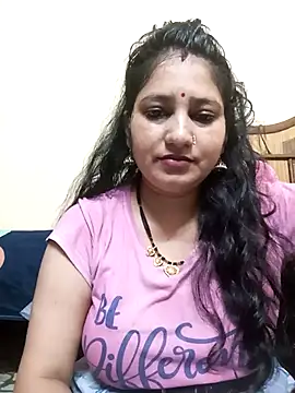 Snapshot of nisha_sweet chatting on 10/19/25, 01:23 nisha sweet online show from 10/19/25, 01:23