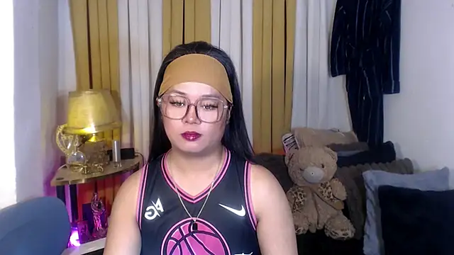 YourSweet-mich online show from 05/25/26, 04:07