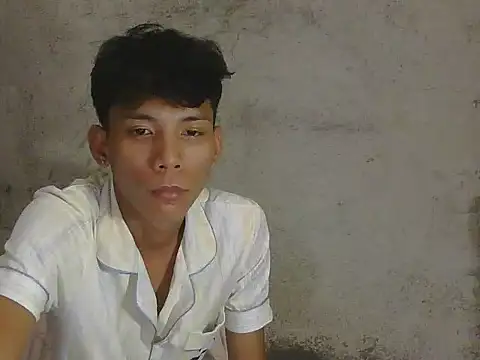 Snapshot of isanxxx chatting on 02/12/26, 02:01 isanxxx online show from 02/12/26, 02:01