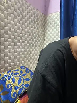 Snapshot of Hot_Jaanvi_ chatting on 05/19/26, 04:08 Hot Jaanvi online show from 05/19/26, 04:08