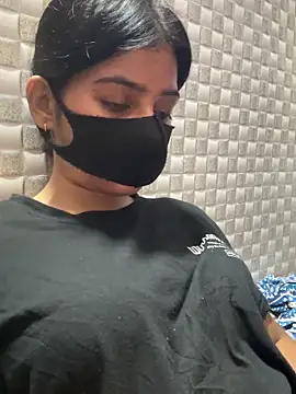 Snapshot of Hot_Jaanvi_ chatting on 06/07/26, 04:22 Hot Jaanvi online show from 06/07/26, 04:22