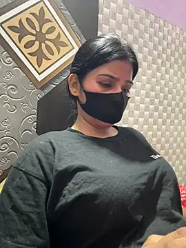 Snapshot of Hot_Jaanvi_ chatting on 06/11/26, 04:27 Hot Jaanvi online show from 06/11/26, 04:27
