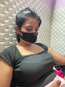 Snapshot of Hot_Jaanvi_ chatting on 06/13/26, 03:26 Hot Jaanvi online show from 06/13/26, 03:26