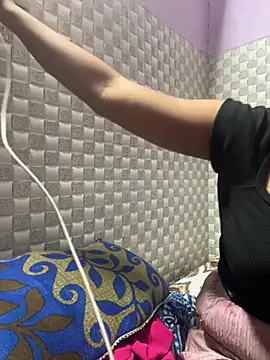 Snapshot of Hot_Jaanvi_ chatting on 06/13/26, 04:16 Hot Jaanvi online show from 06/13/26, 04:16