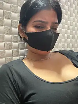 Snapshot of Hot_Jaanvi_ chatting on 06/17/26, 07:11 Hot Jaanvi online show from 06/17/26, 07:11