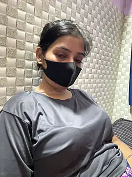Snapshot of Hot_Jaanvi_ chatting on 07/04/26, 05:46 Hot Jaanvi online show from 07/04/26, 05:46
