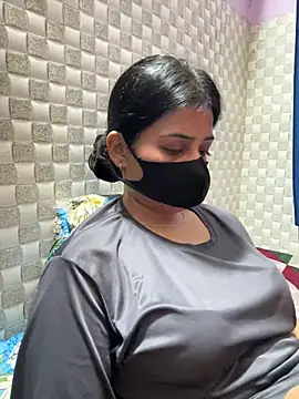 Snapshot of Hot_Jaanvi_ chatting on 07/18/26, 04:27 Hot Jaanvi online show from 07/18/26, 04:27