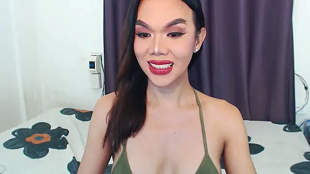 Snapshot of SeductiveCelina chatting on 09/24/25, 08:17 SeductiveCelina online show from 09/24/25, 08:17