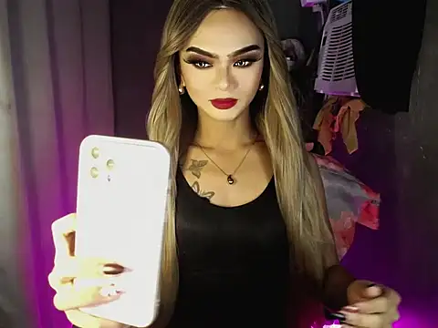 Snapshot of lexie_malingera chatting on 03/03/26, 12:50 lexie malingera online show from 03/03/26, 12:50