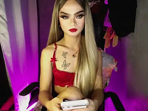 Snapshot of lexie_malingera chatting on 03/13/26, 04:19 lexie malingera online show from 03/13/26, 04:19