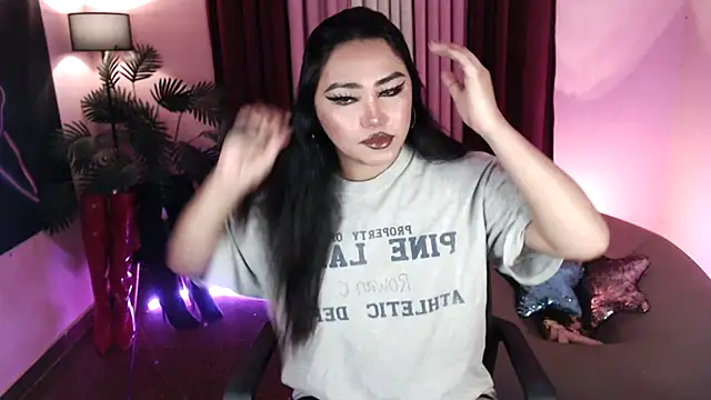 Snapshot of Unique_Maya chatting on 01/17/26, 03:39 Unique Maya online show from 01/17/26, 03:39