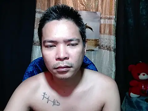 Snapshot of MANIACasianX chatting on 05/11/26, 05:43 MANIACasianX online show from 05/11/26, 05:43