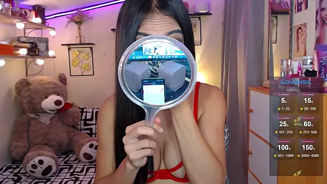 Snapshot of izabella_moore chatting on 05/17/26, 12:41 izabella moore online show from 05/17/26, 12:41