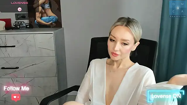 MinaDiamondd online show from 11/15/25, 03:37