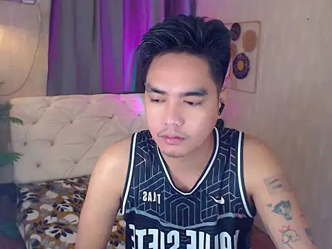 JakeXolsen online show from 12/17/25, 01:33