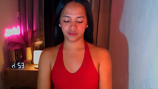 Lorainnelustts online show from 12/20/25, 07:10