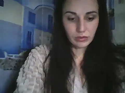 Qinini online show from 12/01/25, 09:42