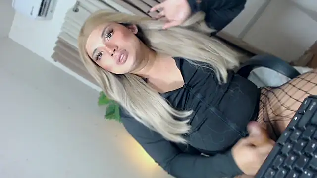 Samantha Millerxxx online show from 03/12/26, 06:36