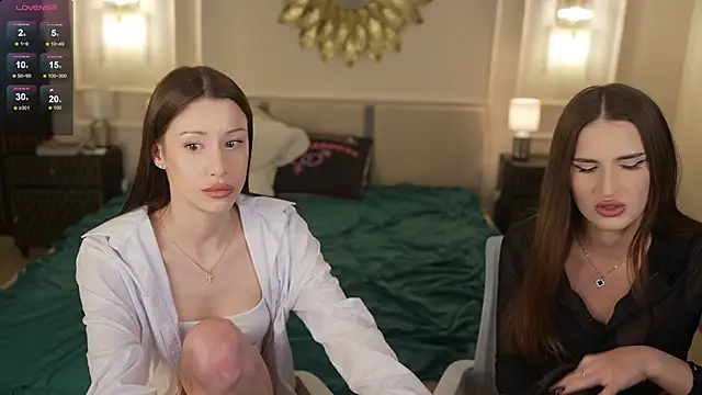 Snapshot of Selena_Glow chatting on 03/05/26, 12:17 Selena Glow online show from 03/05/26, 12:17