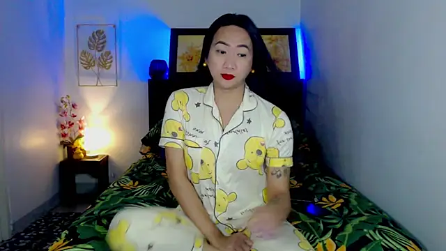 LovelyQueen69 online show from 01/11/26, 06:40