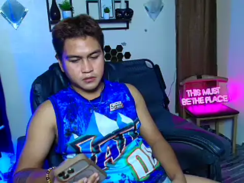 Snapshot of Asian_jayeel chatting on 03/06/26, 08:55 Asian jayeel online show from 03/06/26, 08:55