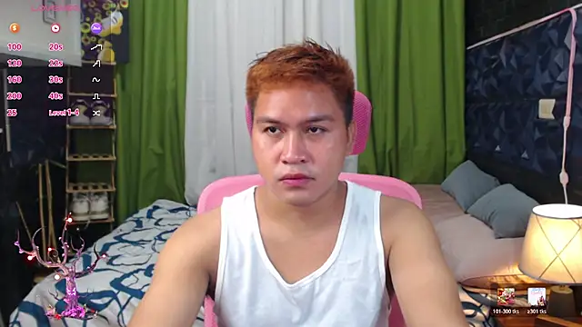 Snapshot of Asian_jayeel chatting on 05/15/26, 08:32 Asian jayeel online show from 05/15/26, 08:32