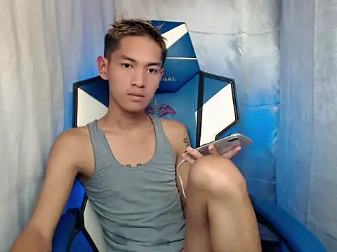 riks tyler online show from 12/15/25, 03:49