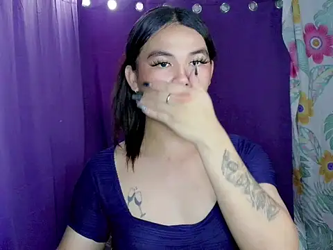 Snapshot of urgirljane chatting on 05/08/26, 06:52 urgirljane online show from 05/08/26, 06:52