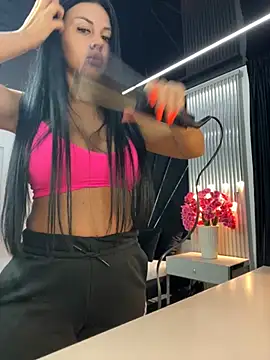 Snapshot of KenyaCruz chatting on 02/03/26, 07:30 KenyaCruz online show from 02/03/26, 07:30