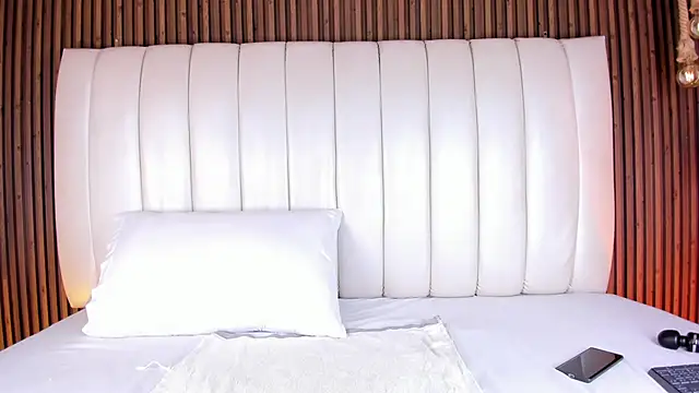 SandraMilerr online show from 06/17/26, 04:04