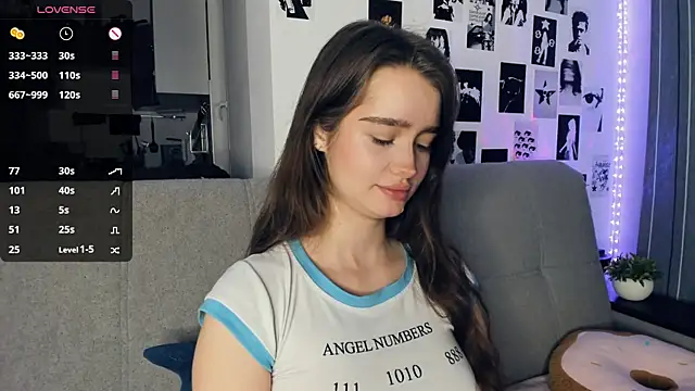 Snapshot of lovelyalivia chatting on 12/03/25, 09:29 lovelyalivia online show from 12/03/25, 09:29