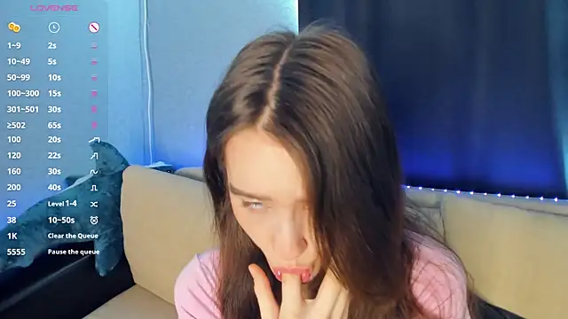 Snapshot of lovelyalivia chatting on 04/03/26, 08:12 lovelyalivia online show from 04/03/26, 08:12