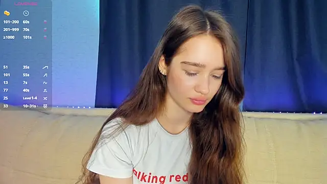 lovelyalivia online show from 04/19/26, 07:07