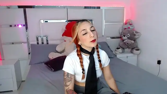 ElektraRous online show from 09/26/25, 05:28