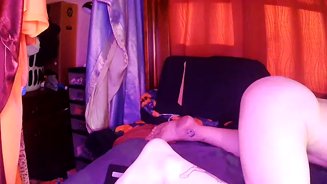 Snapshot of RivslRabbit chatting on 02/03/26, 12:54 RivslRabbit online show from 02/03/26, 12:54