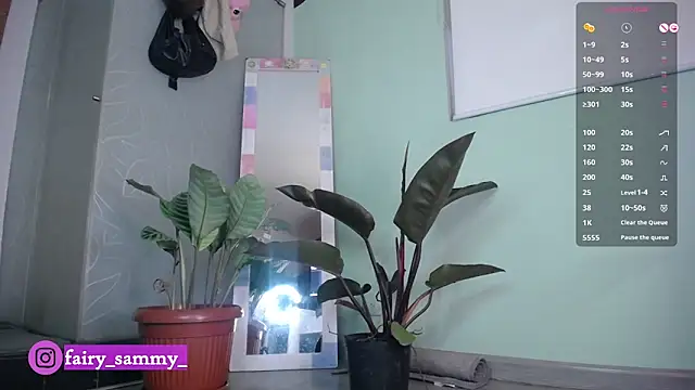 Snapshot of fairy_sammy_ chatting on 12/22/25, 11:35 fairy sammy online show from 12/22/25, 11:35