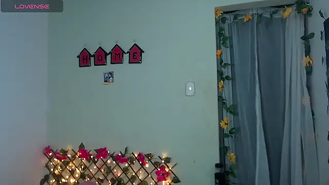 Angie Lee01 online show from 10/26/25, 11:05