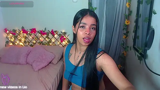 Angie Lee01 online show from 10/27/25, 11:52